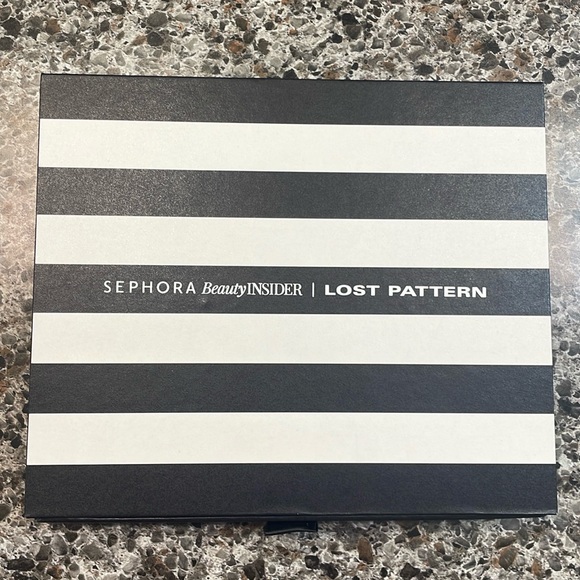 🍀Sale 4/$20 NWT Sephora Beauty Insider x Lost Pattern silk square scarf - Picture 2 of 5